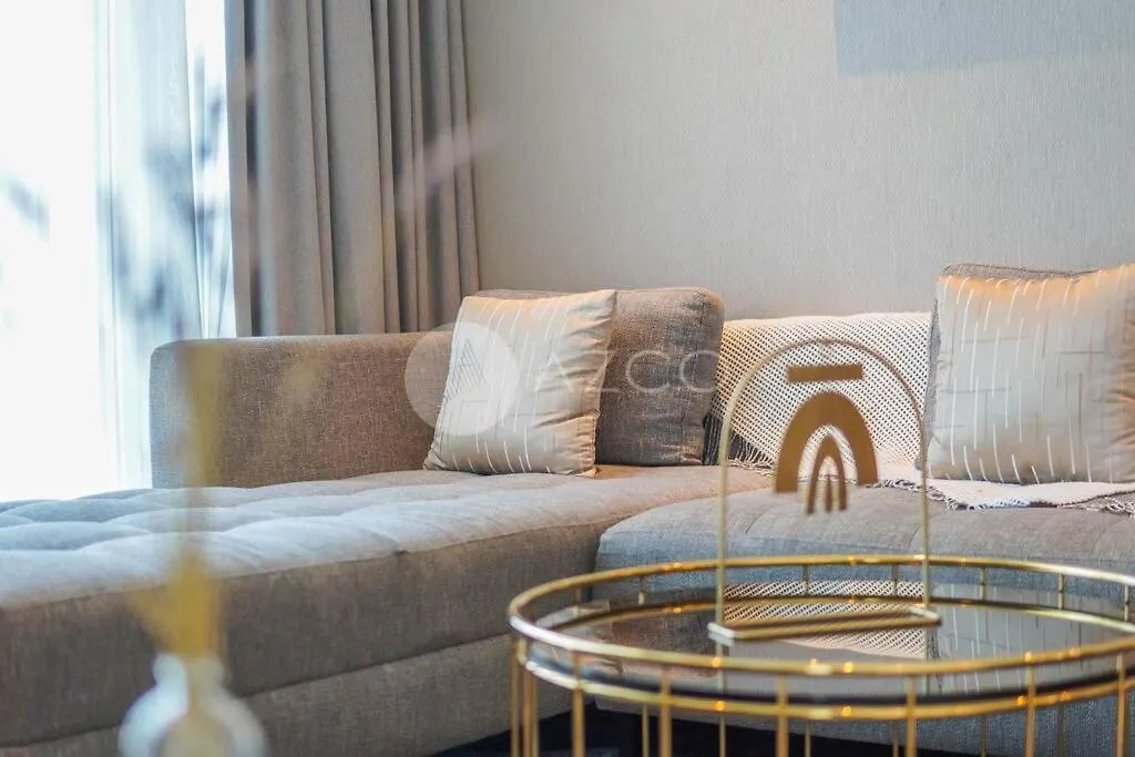 Deluxe One Br In Damac Maison Prive Dubai United Arab Emirates