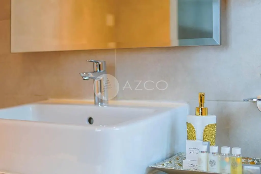 Deluxe One Br In Damac Maison Prive Dubai