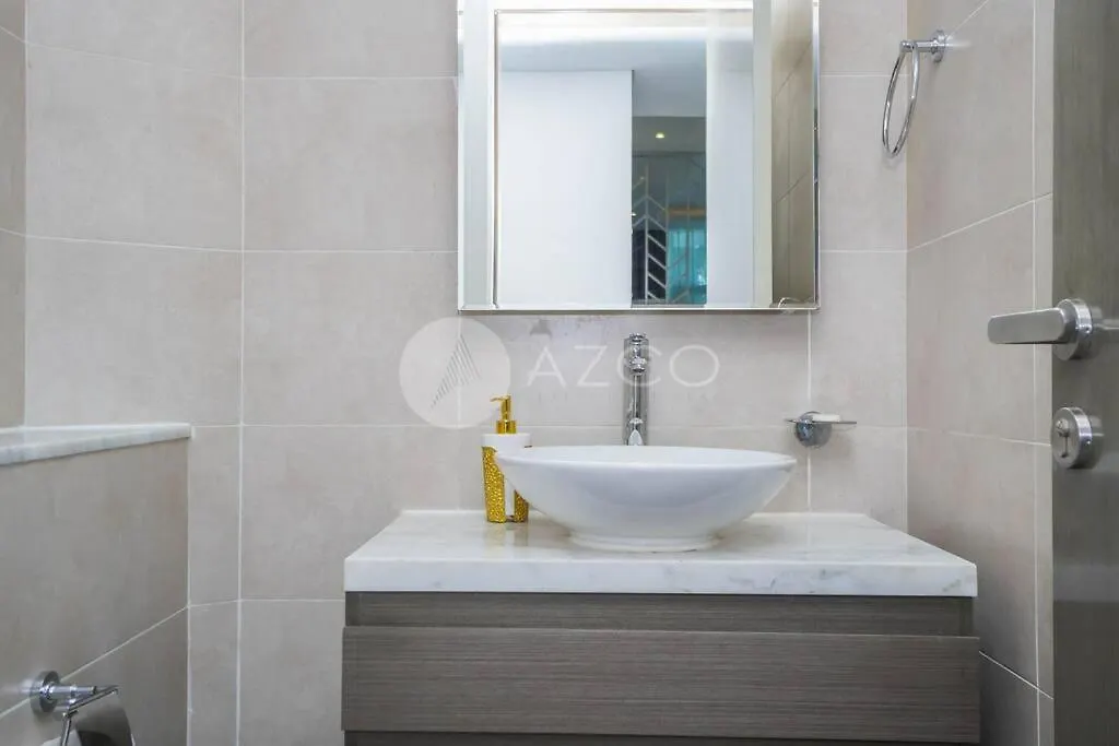 Deluxe One Br In Damac Maison Prive Dubai 0*,