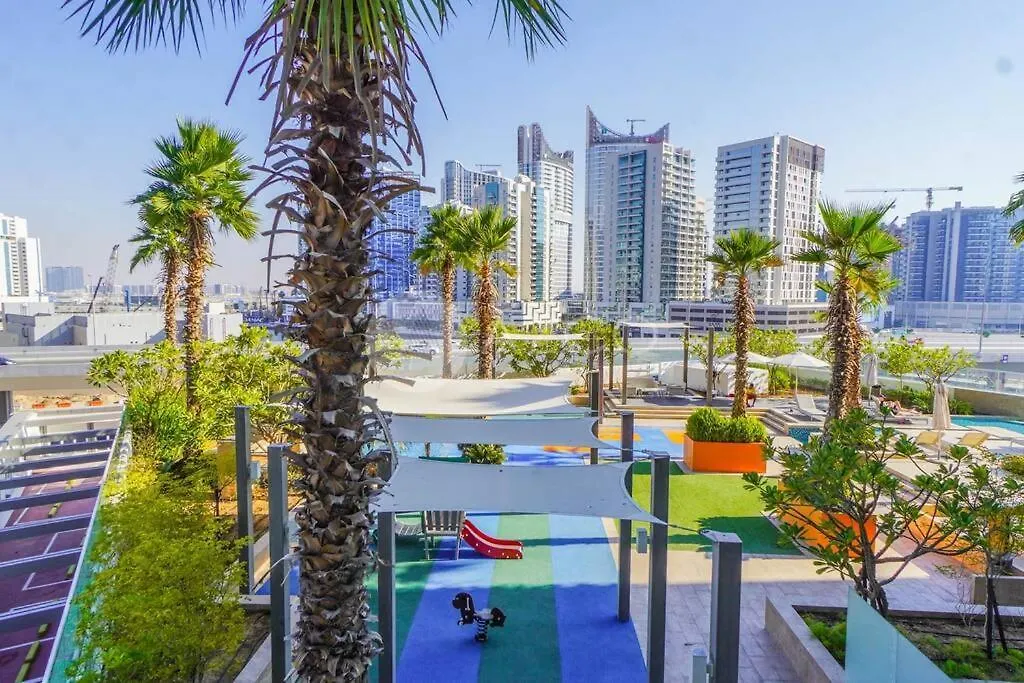 Apartment Deluxe One Br In Damac Maison Prive Dubai United Arab Emirates