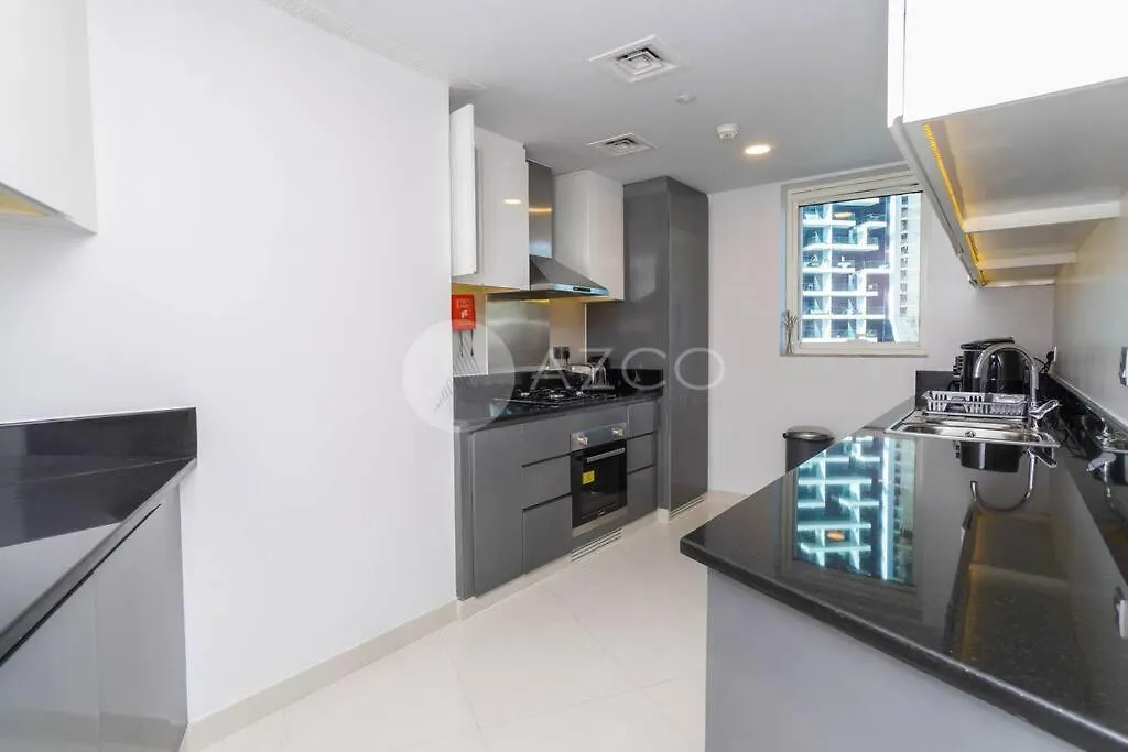 Deluxe One Br In Damac Maison Prive Dubai 0*,